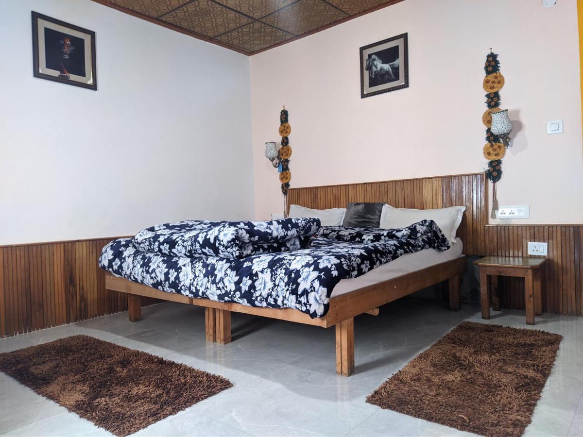 Albergue Moustache Manali Exterior foto
